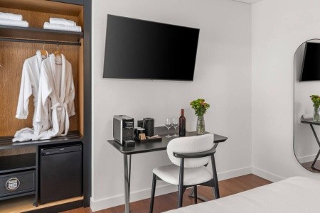 The Athenaeum Luxury - 60