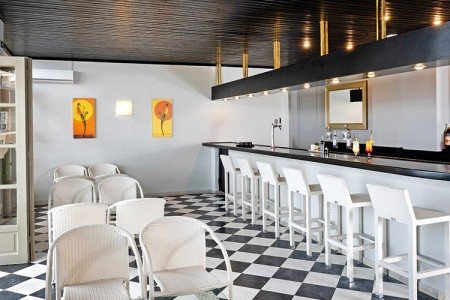 Canvas By Mitsis Belvedere - 4