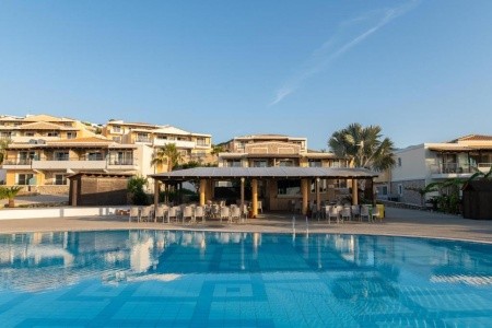 Grand Blue Beach - 3