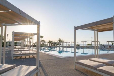 Grand Blue Beach - 4