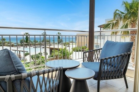 Grand Blue Beach - 10