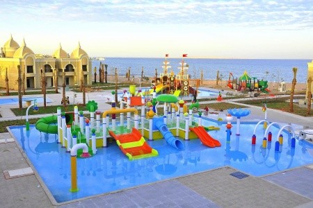 Titanic Royal Resort - 8