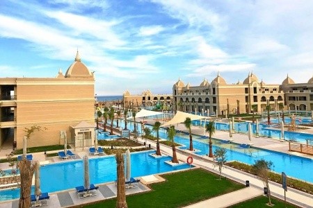 Titanic Royal Resort - 10