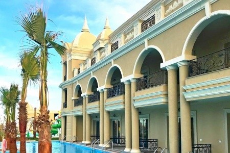 Titanic Royal Resort - 11