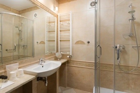 Poľsko Velkopolsko Włoski Business Centrum 3 dňový pobyt Raňajky Vlastná August 2026 ( 2/08/26- 4/08/26)