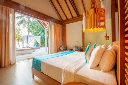 Maldivy  Furaveri Island Resort & Spa (Raa Atoll) 10 dňový pobyt Plná penzia Letecky Letisko: Praha May 2026 ( 8/05/26-17/05/26)