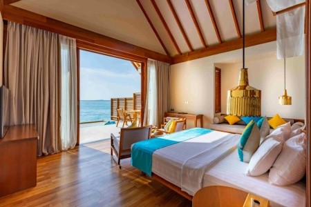 Maldivy  Furaveri Island Resort & Spa (Raa Atoll) 10 dňový pobyt Plná penzia Letecky Letisko: Praha May 2026 ( 8/05/26-17/05/26)