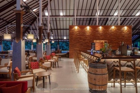 Maldivy  Adaaran Select Meedhupparu 12 dňový pobyt All Inclusive Letecky Letisko: Praha August 2026 (21/08/26- 1/09/26)