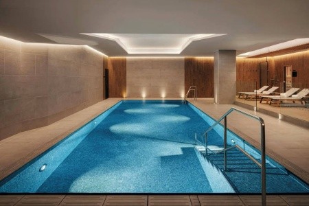 Česká republika Praha a okolie Marriott Hotel Prague 2 dňový pobyt Raňajky Vlastná November 2026 (10/11/26-11/11/26)