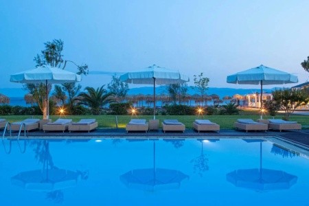 Grécko Skiathos Skiathos Princess 15 dňový pobyt Polpenzia Letecky Letisko: Viedeň August 2026 ( 1/08/26-15/08/26)