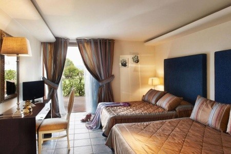 Grécko Skiathos Skiathos Princess 15 dňový pobyt Polpenzia Letecky Letisko: Viedeň August 2026 ( 1/08/26-15/08/26)