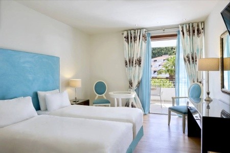 Grécko Skiathos Skiathos Princess 15 dňový pobyt Polpenzia Letecky Letisko: Viedeň August 2026 ( 1/08/26-15/08/26)
