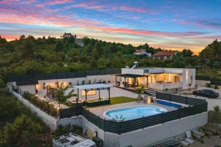 Luxury Villa With A Swimming Pool Šibenik - 21484