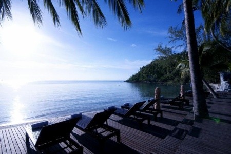 Salad Beach Resort