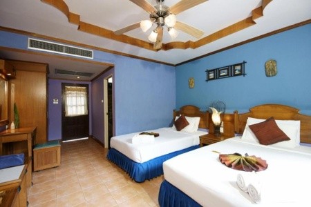 Salad Beach Resort