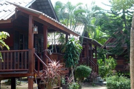 Salad Beach Resort