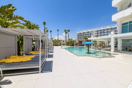 Tasia Maris Sands - 3