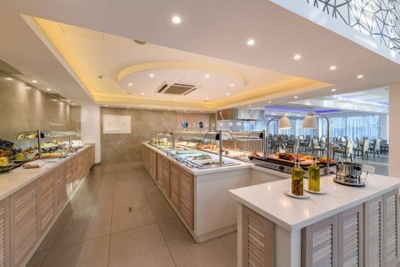 Tasia Maris Sands - 15