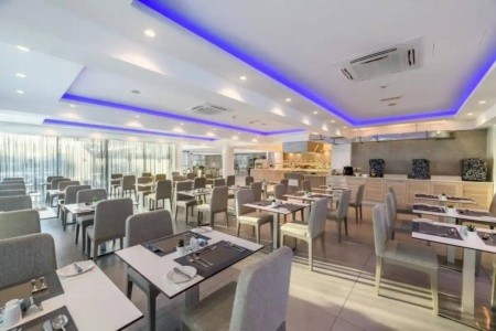 Tasia Maris Sands - 17