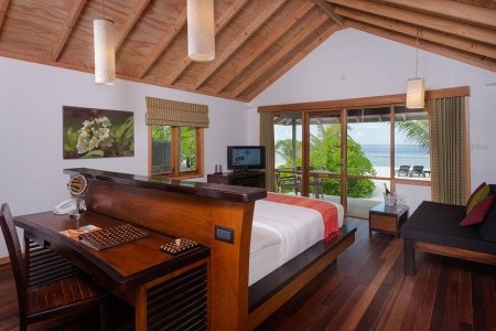 Maldivy Lhaviyani Atol Kuredu Island Resort 11 dňový pobyt All Inclusive Letecky Letisko: Praha November 2026 (29/11/26- 9/12/26)