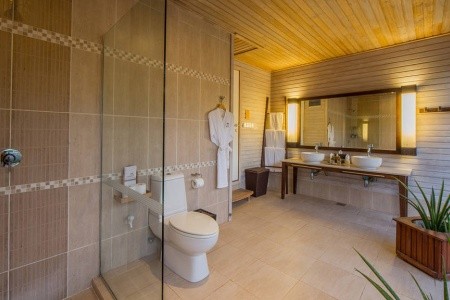 Maldivy Lhaviyani Atol Kuredu Island Resort 11 dňový pobyt All Inclusive Letecky Letisko: Praha November 2026 (29/11/26- 9/12/26)