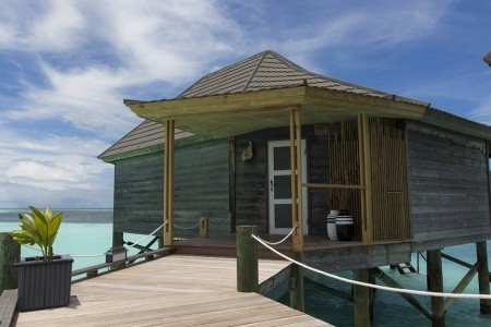 Maldivy Lhaviyani Atol Kuredu Island Resort 11 dňový pobyt All Inclusive Letecky Letisko: Praha November 2026 (29/11/26- 9/12/26)