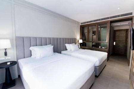 Sugar Marina Resort - Cliffhanger - 11