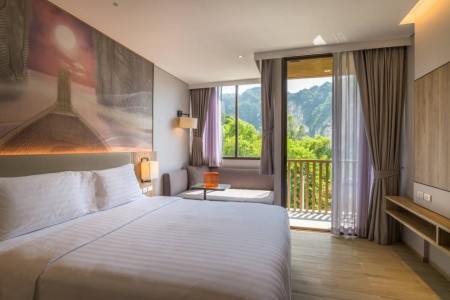 Holiday Ao Nang Beach Resort - 3