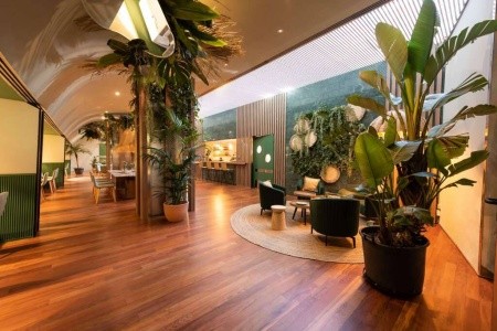 Španielsko Barcelona Aparthotel Atenea Barcelona 5 dňový pobyt Raňajky Letecky Letisko: Praha September 2026 ( 5/09/26- 9/09/26)