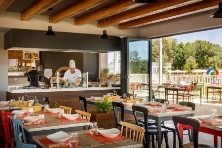 Makarska Sunny Resort By Valamar (Ex. Rivijera Sunny Resort) - 4