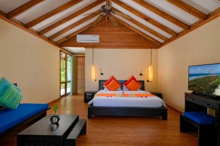 Maldivy  Canareef Resort Maldives (Herathera) 10 dňový pobyt Raňajky Letecky Letisko: Praha May 2026 (24/05/26- 2/06/26)