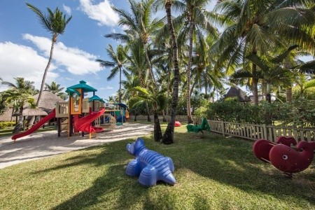 Maurícius Flic en Flac La Pirogue Resort & Spa 15 dňový pobyt Polpenzia Letecky Letisko: Praha December 2026 (24/12/26- 7/01/27)