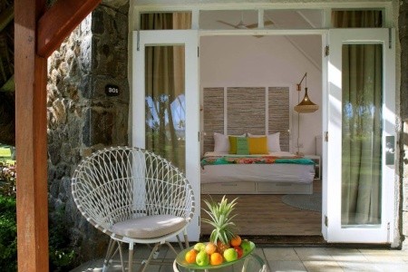 Maurícius Flic en Flac La Pirogue Resort & Spa 15 dňový pobyt Polpenzia Letecky Letisko: Praha December 2026 (24/12/26- 7/01/27)