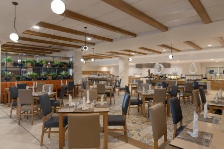 Serenade Punta Cana Beach & Spa - 9