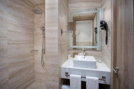 Serenade Punta Cana Beach & Spa - 11