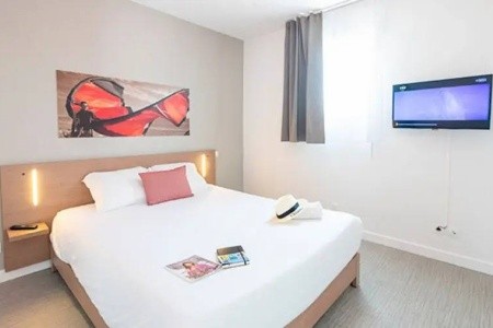 Comfort Suites Cannes Mandelieu - 8