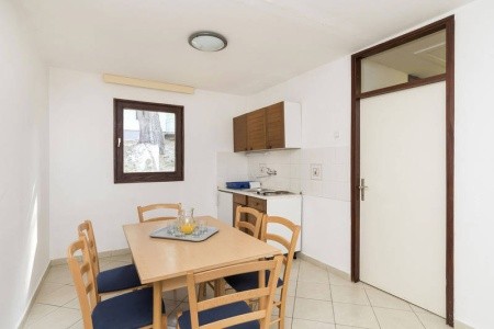 Kanegra Apartments - 9