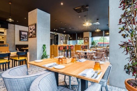 Park Inn Danube - 10