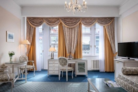 Ambassador - Zlatá Husa - 7