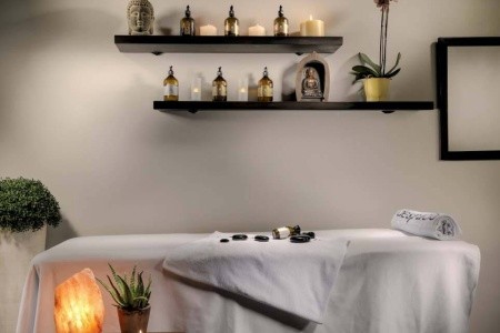 H10 Marina Barcelona - 9