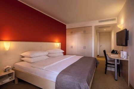 Valamar Rubin Sunny - 12