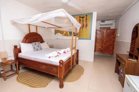 Zenobia Beach Resort - 18