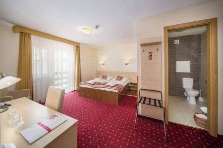 Maďarsko Západné Zadunajsko Piroska 7 dňový pobyt Polpenzia Vlastná May 2026 (26/05/26- 1/06/26)