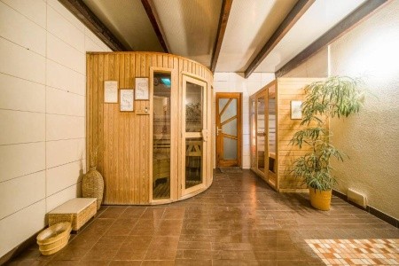 Maďarsko Západné Zadunajsko Piroska 7 dňový pobyt Polpenzia Vlastná May 2026 (26/05/26- 1/06/26)