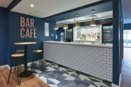 Travelodge Ealing - 4