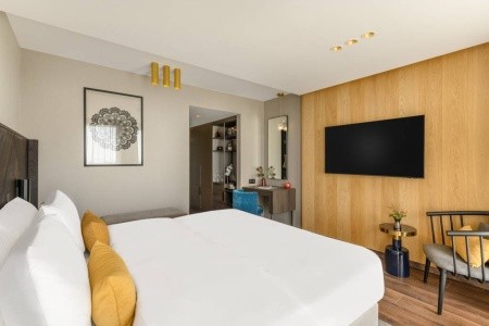 Vinifera Wine & Spa - 8