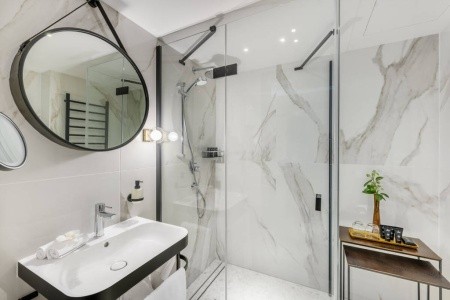 Vinifera Wine & Spa - 9