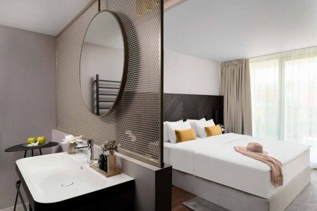 Vinifera Wine & Spa - 12