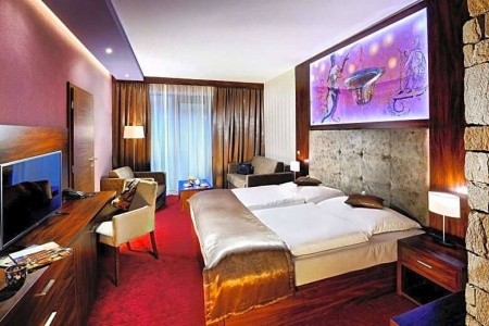 Slovensko Liptov Wellness Hotel Chopok 6 dňový pobyt Raňajky Vlastná June 2026 ( 4/06/26- 9/06/26)