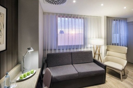 Occidental Praha - 8